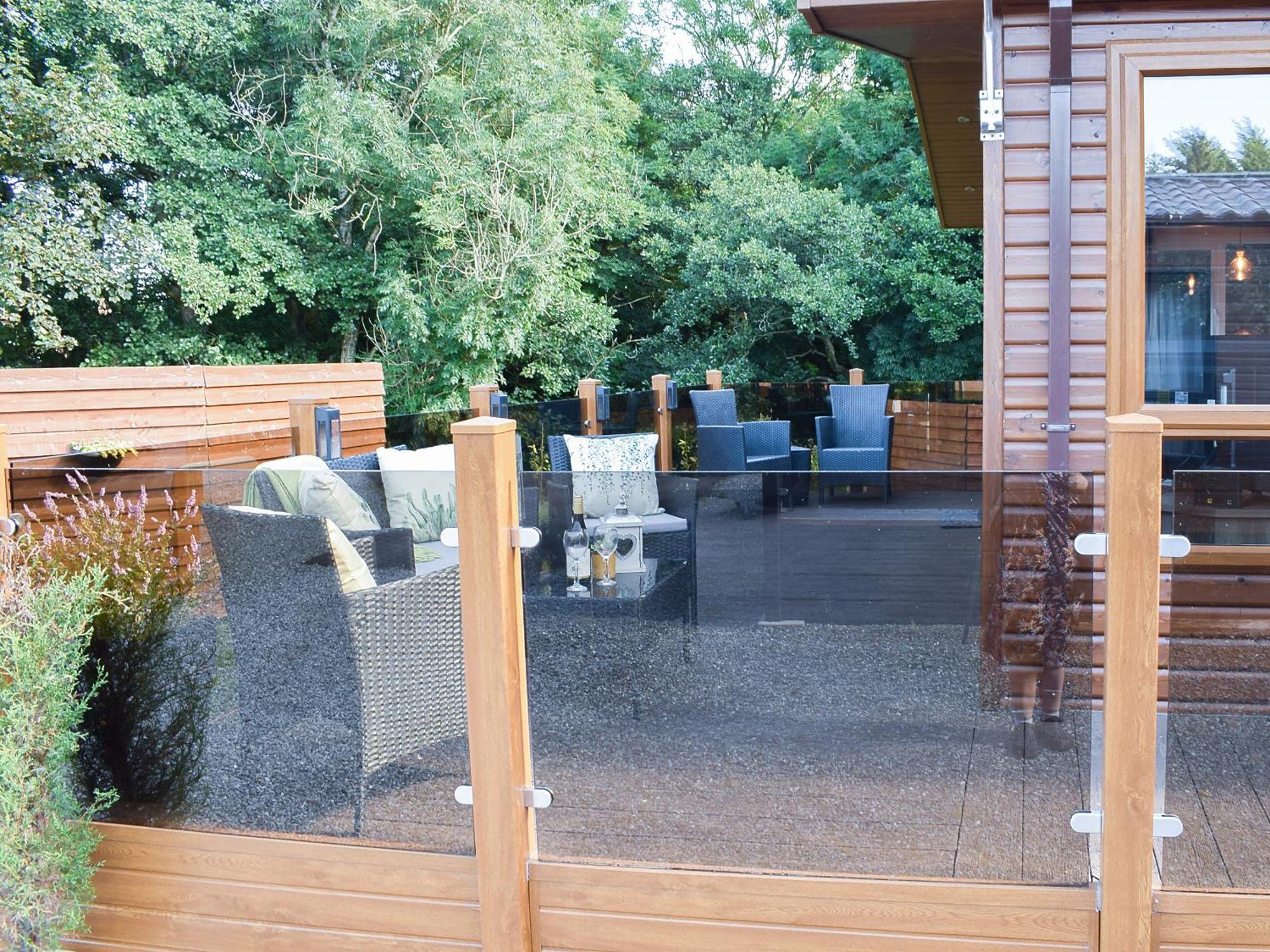 Riverside Lodge Охтерардър Екстериор снимка